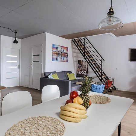 Stylish Apartment In The City Center Of Варшава Екстер'єр фото