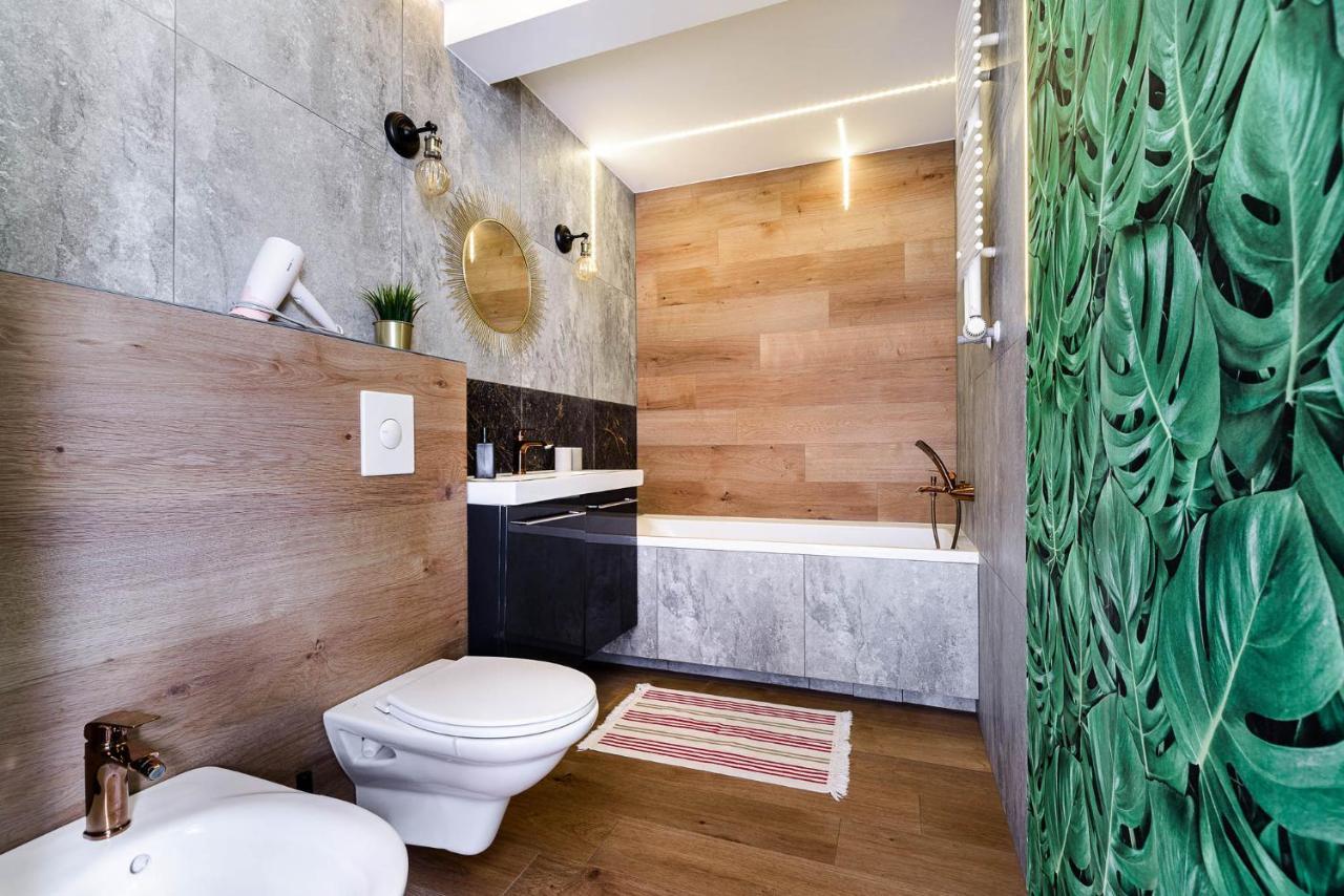 Stylish Apartment In The City Center Of Варшава Екстер'єр фото